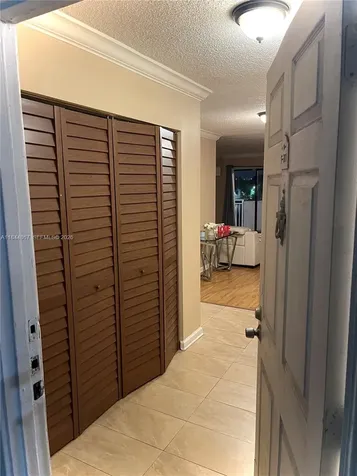 9359 Fontainebleau Boulevard Miami FL 33172