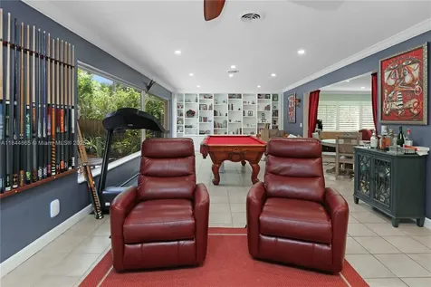 1047 Adams Street Hollywood FL 33019
