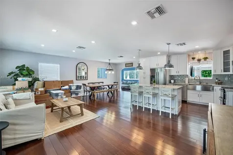 1401 SW 82nd Court Miami FL 33144
