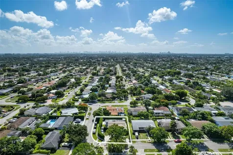 1401 SW 82nd Court Miami FL 33144