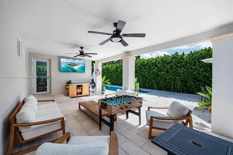 1401 SW 82nd Court Miami FL 33144