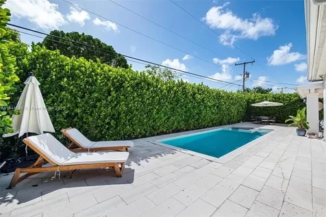 1401 SW 82nd Court Miami FL 33144