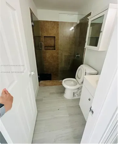 2215 NW 33rd Street Miami FL 33142