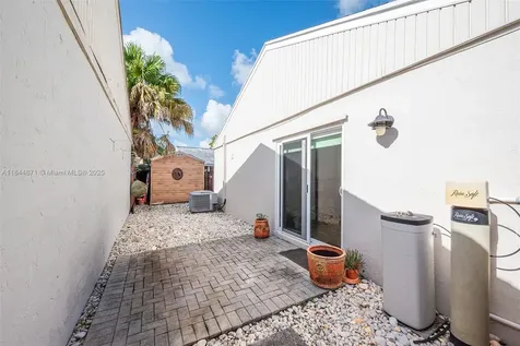 12680 SW 144th Terrace Miami FL 33186