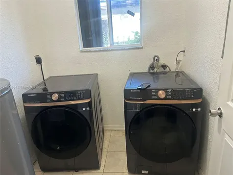1845 NW 44th Street Miami FL 33142