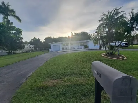 27220 SW 164th Court Homestead FL 33031