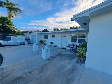 27220 SW 164th Court Homestead FL 33031