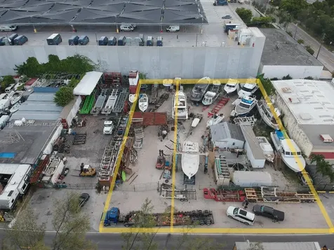 3390 NW River Drive Miami FL 33142