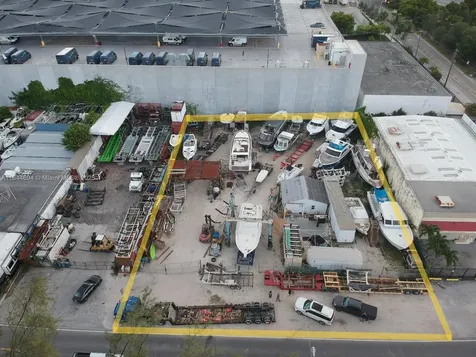 3390 NW River Drive Miami FL 33142