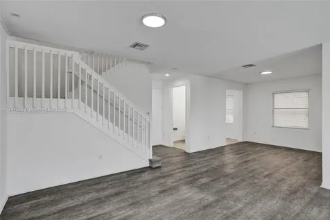 643 NE 191st Terrace Miami FL 33179