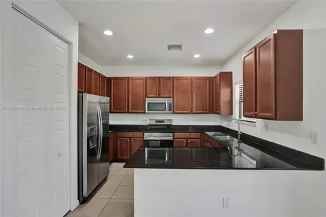 643 NE 191st Terrace Miami FL 33179
