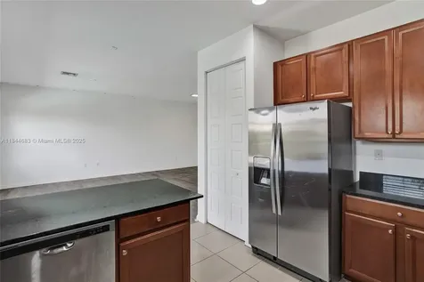 643 NE 191st Terrace Miami FL 33179