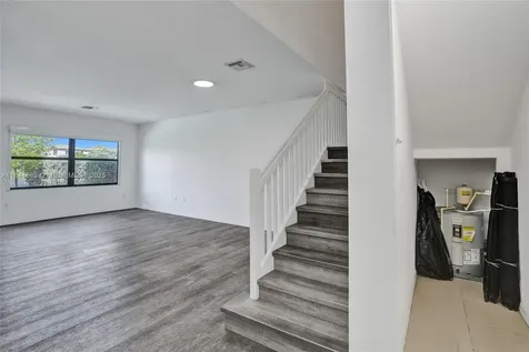 643 NE 191st Terrace Miami FL 33179