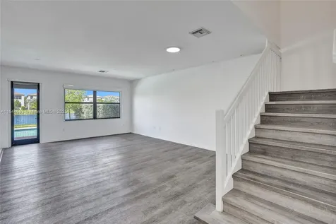 643 NE 191st Terrace Miami FL 33179