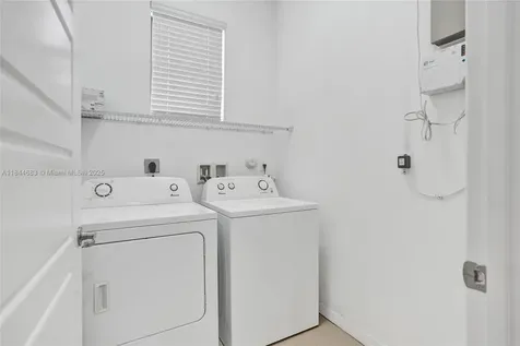 643 NE 191st Terrace Miami FL 33179