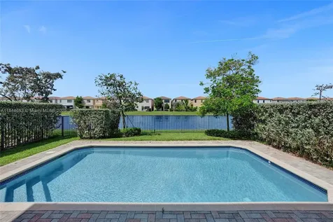 643 NE 191st Terrace Miami FL 33179
