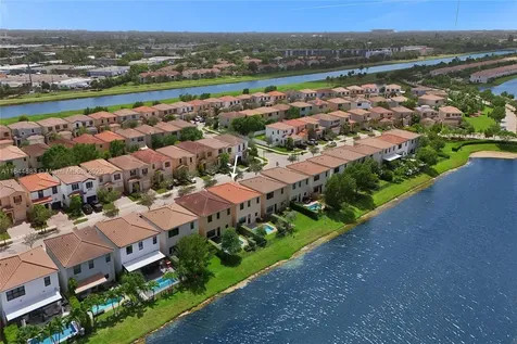 643 NE 191st Terrace Miami FL 33179