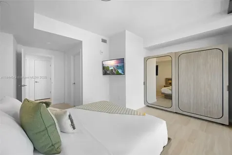 580 72nd Street Miami Beach FL 33141
