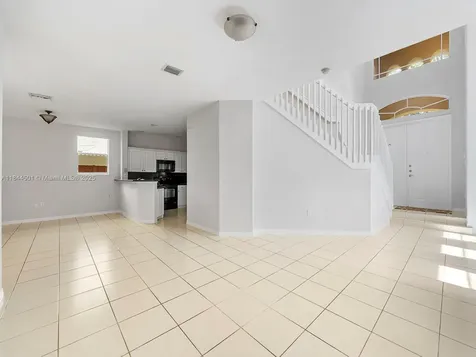 8933 SW 206th Street Cutler Bay FL 33189