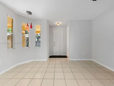 8933 SW 206th Street Cutler Bay FL 33189