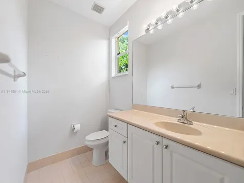 8933 SW 206th Street Cutler Bay FL 33189