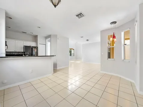 8933 SW 206th Street Cutler Bay FL 33189