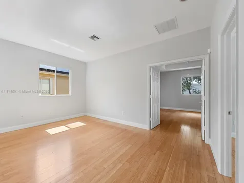 8933 SW 206th Street Cutler Bay FL 33189