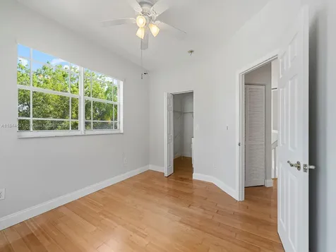 8933 SW 206th Street Cutler Bay FL 33189