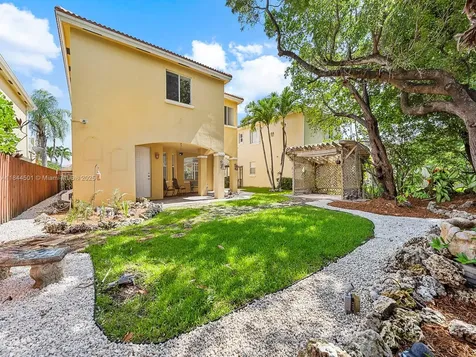 8933 SW 206th Street Cutler Bay FL 33189