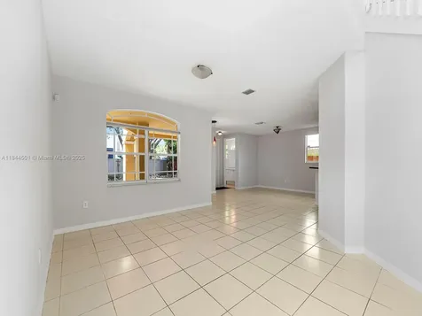 8933 SW 206th Street Cutler Bay FL 33189