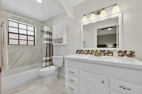 9245 W Sunrise Boulevard Plantation FL 33322