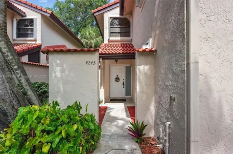 9245 W Sunrise Boulevard Plantation FL 33322