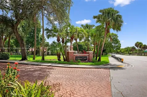 9245 W Sunrise Boulevard Plantation FL 33322