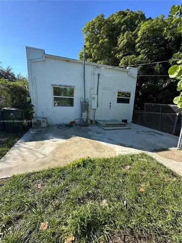 832 N C Street Lake Worth FL 33460