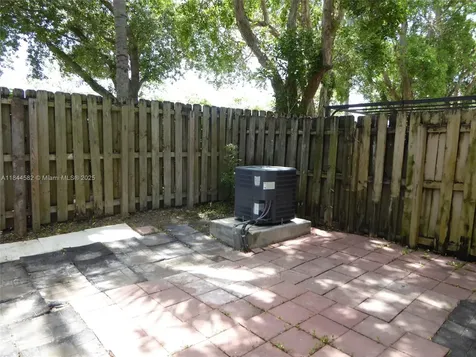 1037 NE 42nd Place Homestead FL 33033