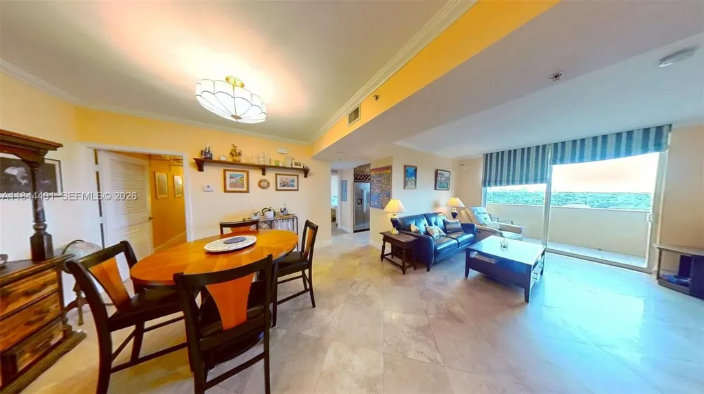 2425 SW 27th Avenue Miami FL 33145