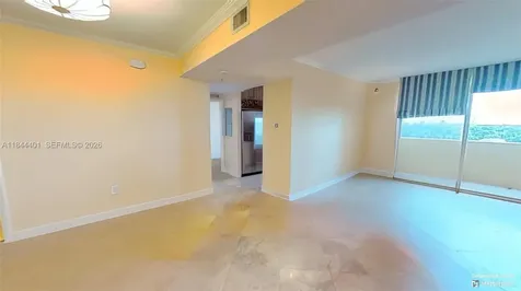 2425 SW 27th Avenue Miami FL 33145