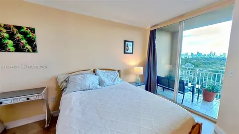 2425 SW 27th Avenue Miami FL 33145
