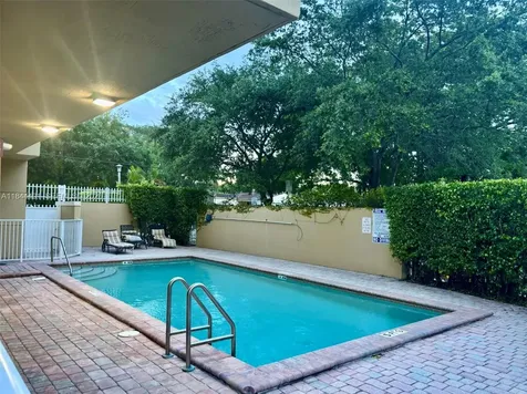 2425 SW 27th Avenue Miami FL 33145