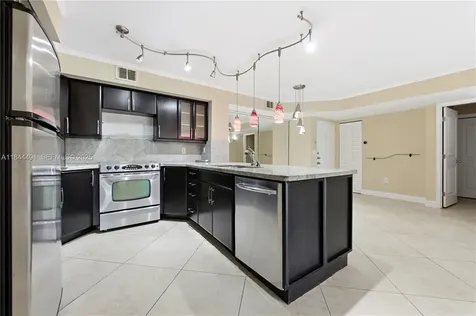1733 Village Boulevard West Palm Beach FL 33409