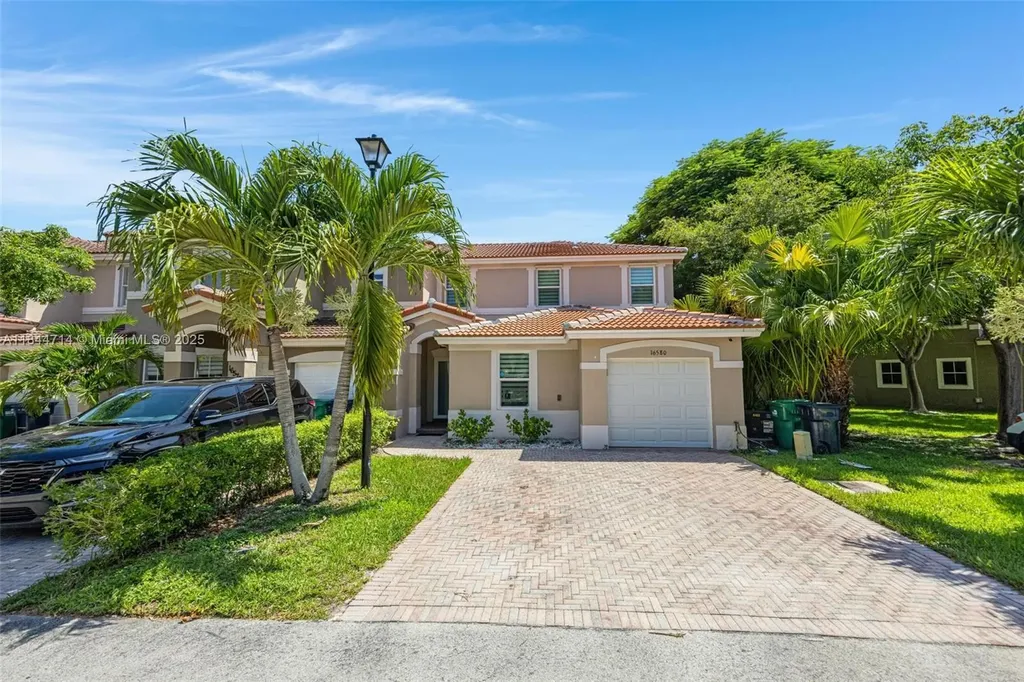 16580 SW 47th Terrace Miami FL 33185