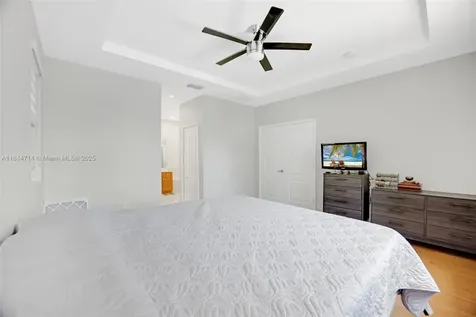 16580 SW 47th Terrace Miami FL 33185