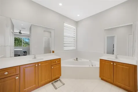 16580 SW 47th Terrace Miami FL 33185