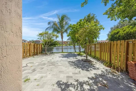 16580 SW 47th Terrace Miami FL 33185