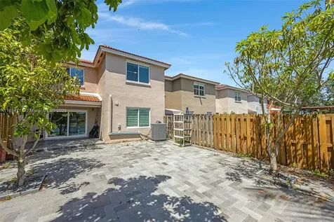 16580 SW 47th Terrace Miami FL 33185