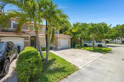 16580 SW 47th Terrace Miami FL 33185