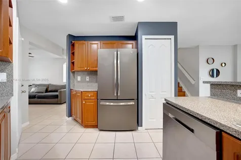16580 SW 47th Terrace Miami FL 33185