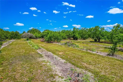 254XX SW 217ave Homestead FL 33031