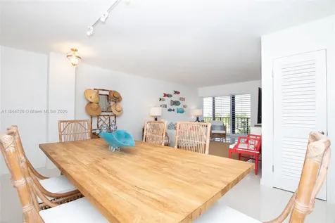 77 Crandon Boulevard Key Biscayne FL 33149