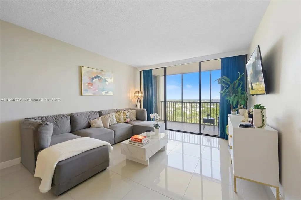 20335 W Country Club Drive Aventura FL 33180
